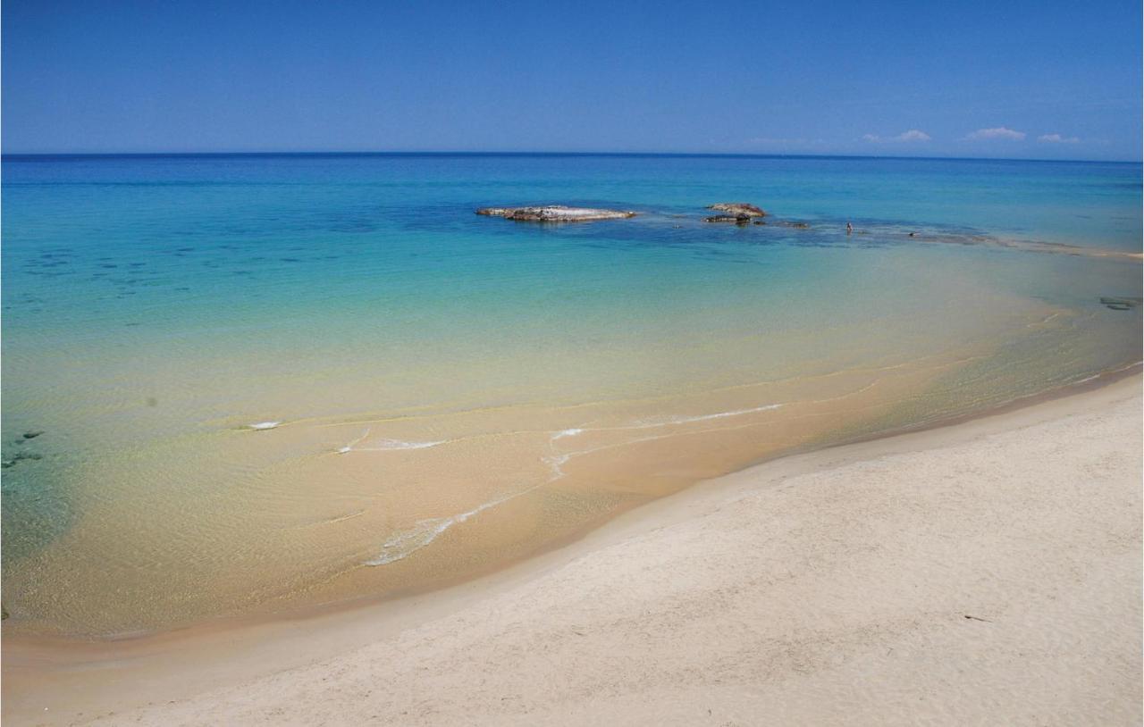Trilo Beach Monte Nai Kültér fotó