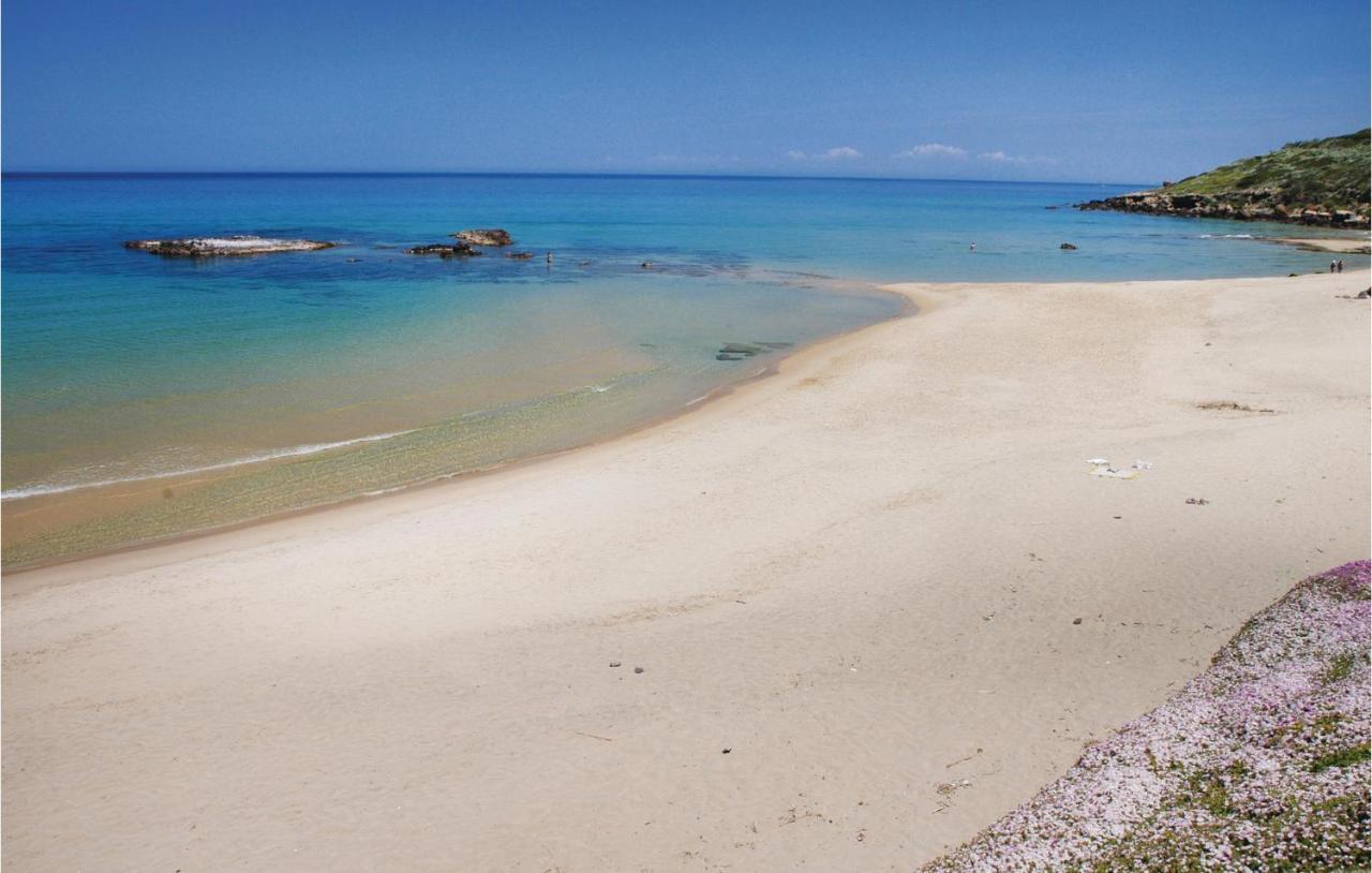 Trilo Beach Monte Nai Kültér fotó