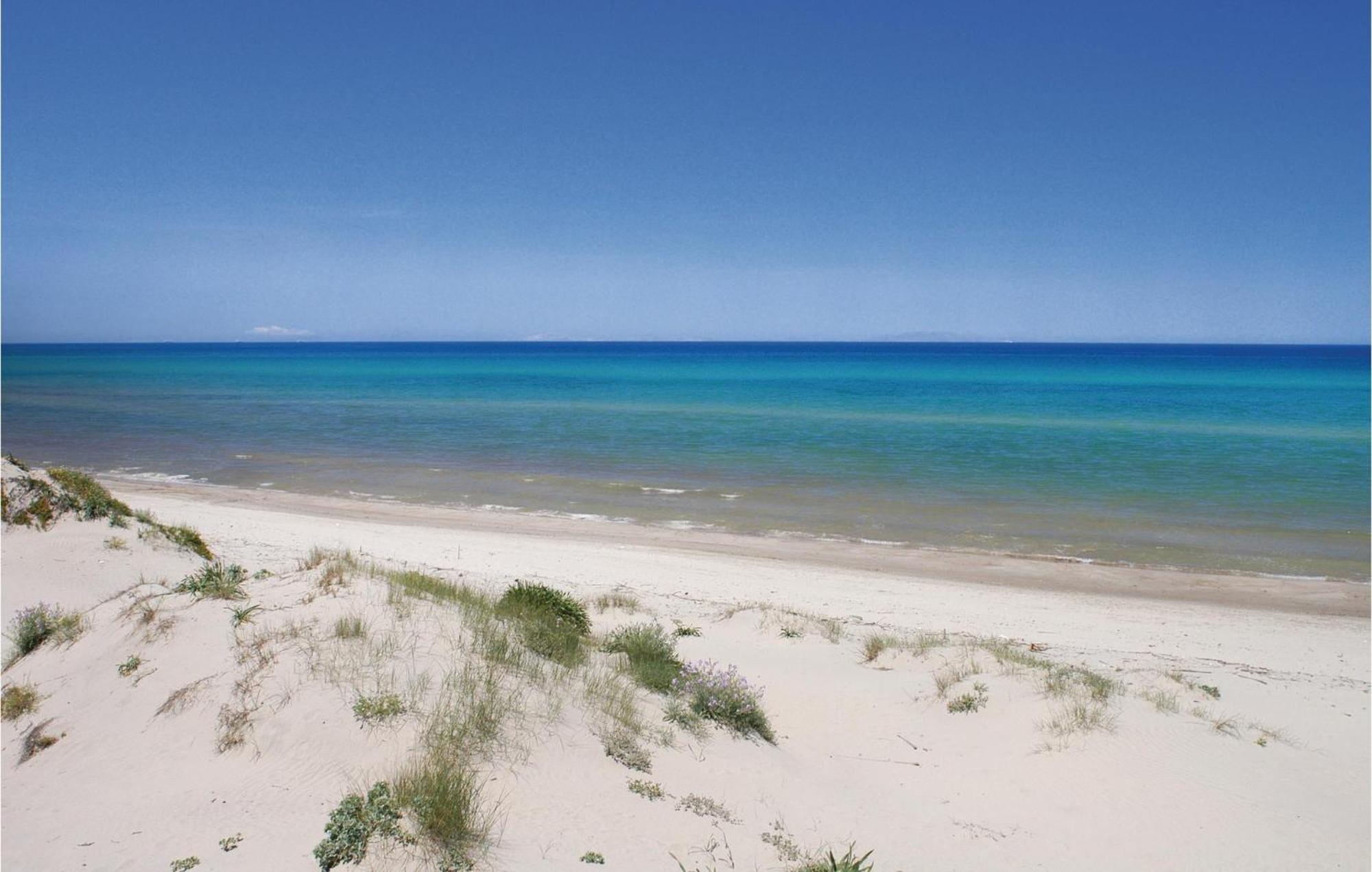 Trilo Beach Monte Nai Kültér fotó